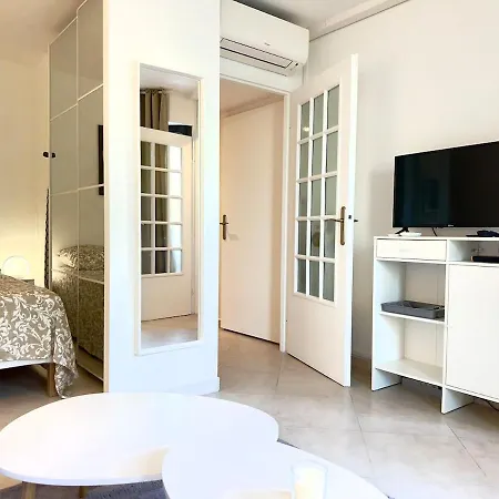 아파트 Spacious New And Terrace *